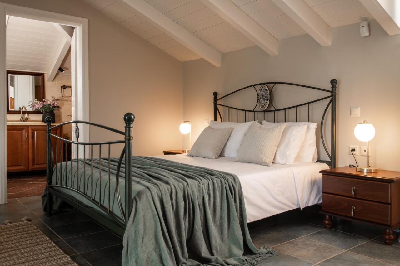 Amalthia Villa Mouzakion  Екстер'єр фото